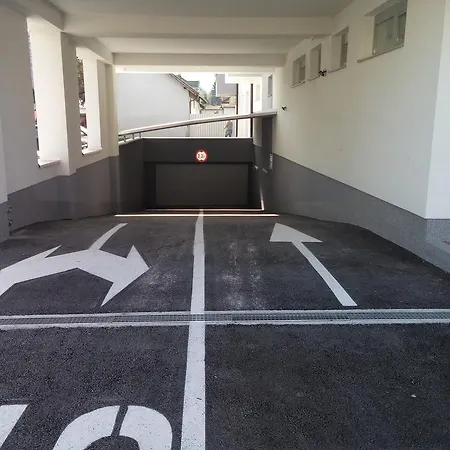 Apartman Apolon Apartment
