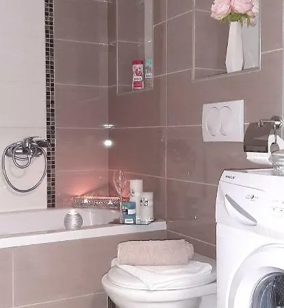 Apartment Apartman Apolon