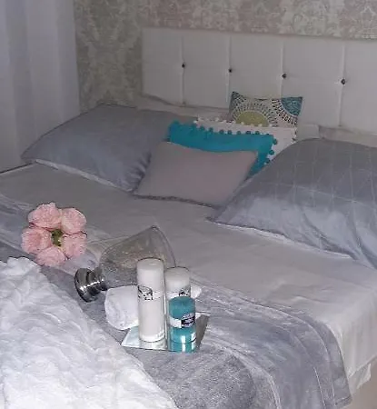 Apartment Apartman Apolon *
